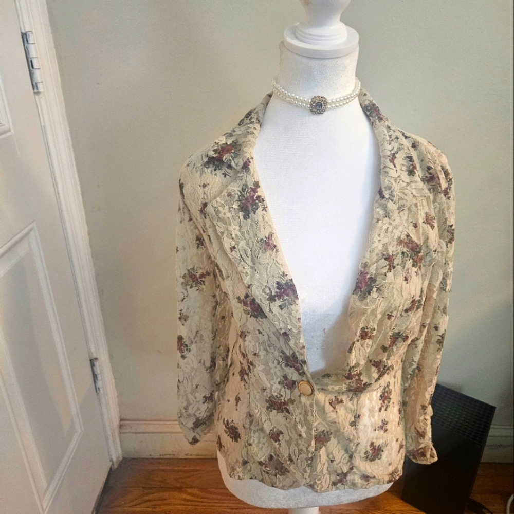 Lace blazer